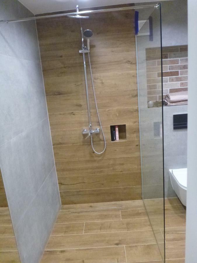 Apartament Na Brodatego วรอตซวาฟ ภายนอก รูปภาพ